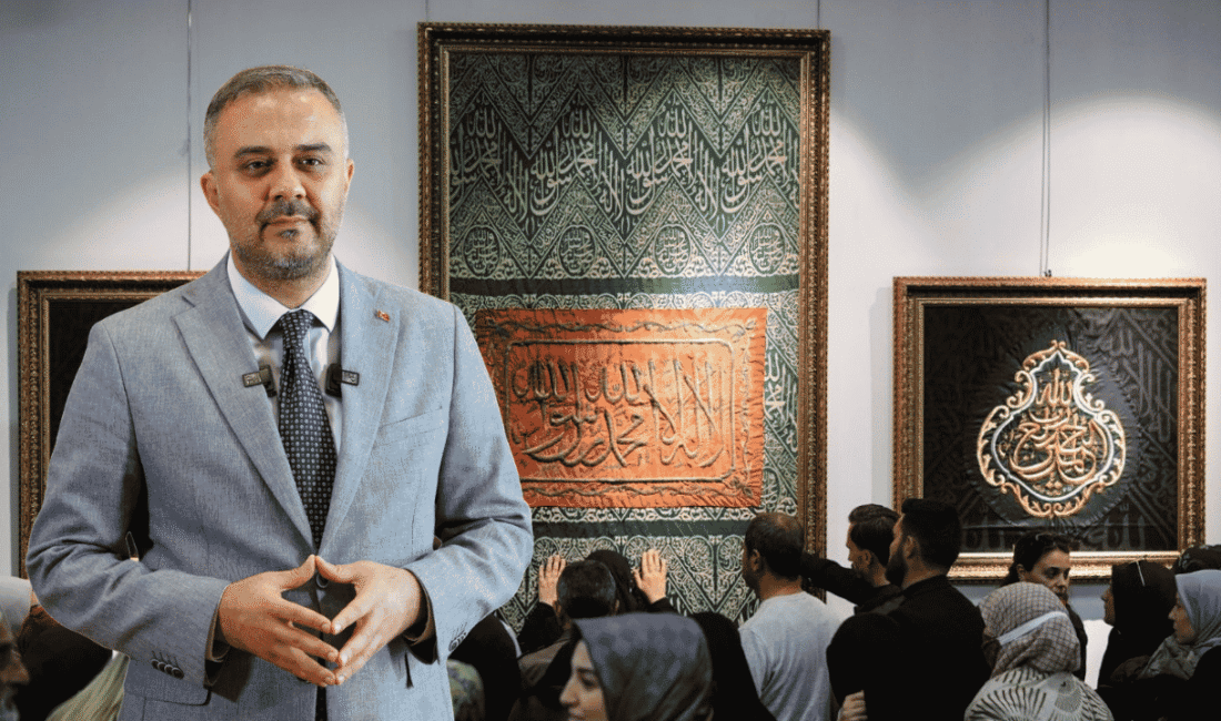 Başkan Toptaş’tan Mevlid Kandili’nde Kabe Örtüleri ve Mukaddes Emanetler Sergisi müjdesi Onikişubat Belediyesi ile Kahramanmaraş İl Müftülüğü iş birliğinde düzenlenecek Kabe