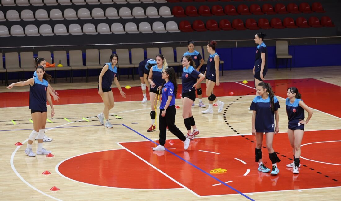 Büyükşehir Belediyespor Kadın Voleybol Takımı, 2. Lig Maratonuna Hazırlanıyor Kahramanmaraş Büyükşehir Belediyespor Kadın Voleybol Takımı, 2. Lig’de mücadele edeceği