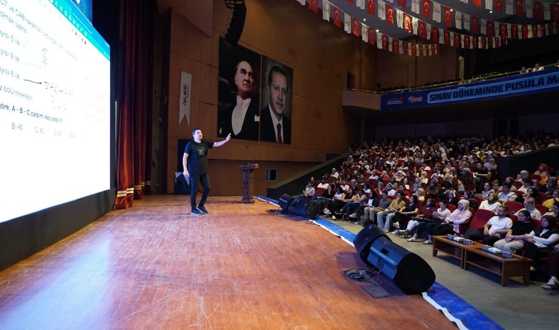 Büyükşehir’in KPSS Genel Tekrar Kampı Matematikle Başladı Büyükşehir Belediyesi, KPSS’ye hazırlanan gençlere destek olmak amacıyla Pusula Maraş