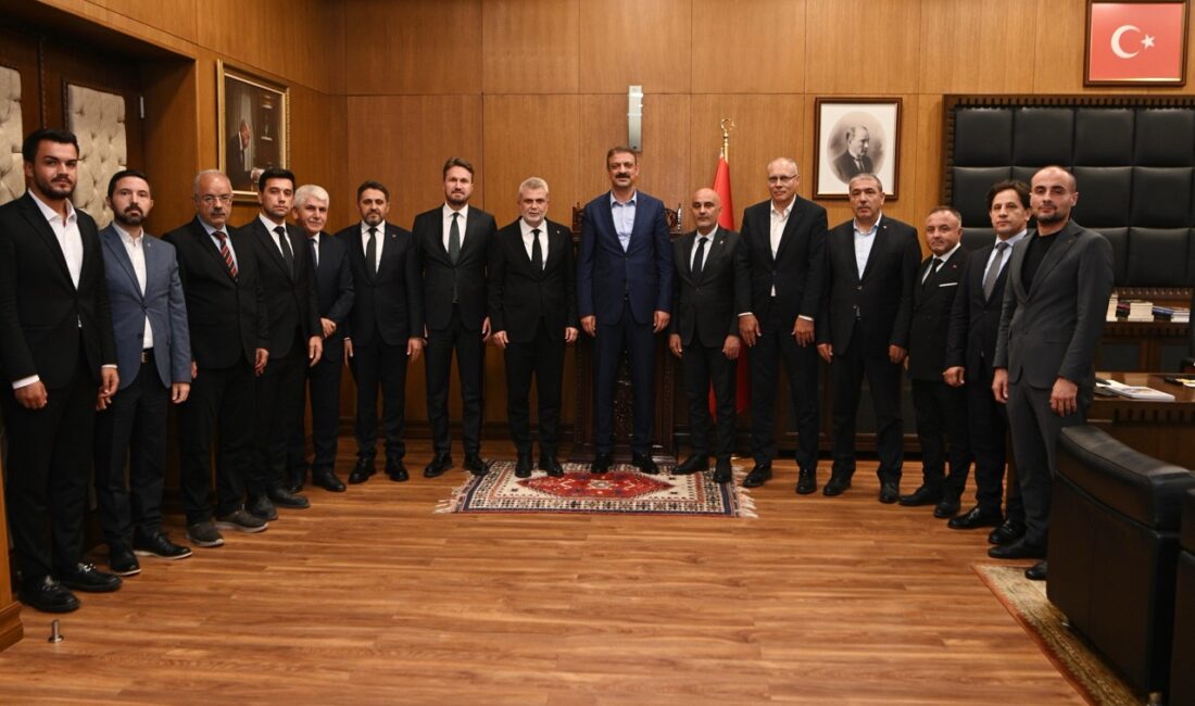 Başkan Görgel; “Geçmişimize Sahip Çıkarak Geleceğimizi İnşa Ediyoruz” Vakıflar Genel Müdürü Sinan Aksu ve beraberindeki heyeti makamında ağırlayan