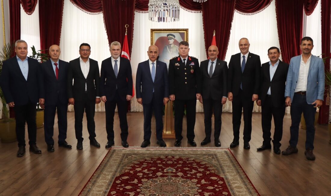 AK Parti Kahramanmaraş Heyeti İl Jandarma Komutanı Tataroğlu’nu Ziyaret Etti 66. Hükümet Tarım ve Orman Bakanı Prof. Dr. Vahit Kirişci,