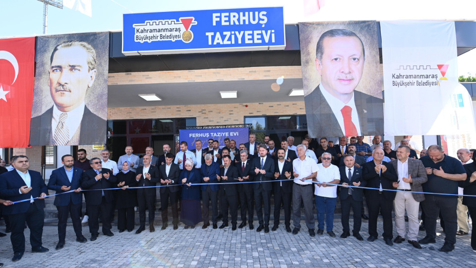 Büyükşehir’in Ferhuş Taziyeevi Hizmete Açıldı Büyükşehir Belediyesi tarafından Karacasu Ferhuş Mahallesi’nde hayata geçirilen taziyeevi, hizmete
