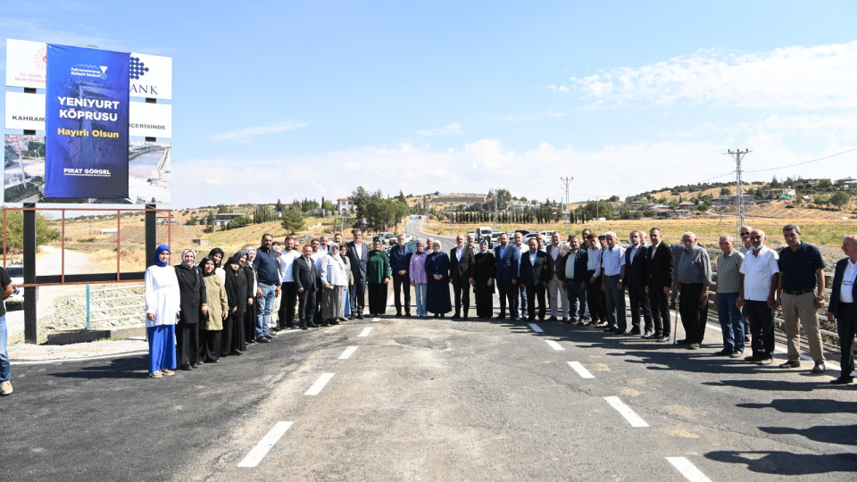 Başkan Görgel; “Yeniyurt Mahallemize İnşa Ettiğimiz Yeni Köprümüz Hayırlı Olsun” Dulkadiroğlu Yeniyurt Mahallesi’nde yapımı tamamlanan yeni köprünün hayırlı olmasını dileyen