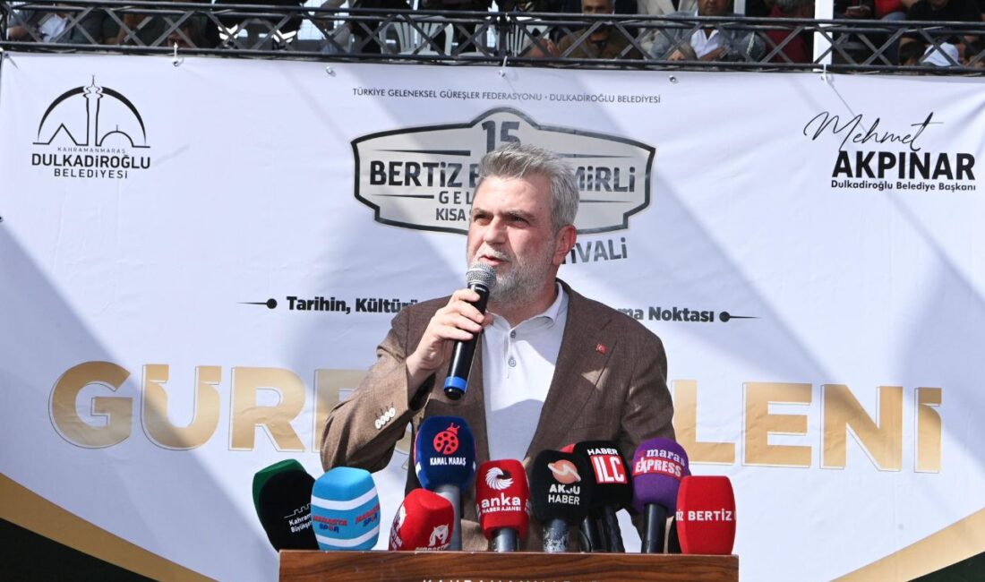 “Ata Mirasımızı Gelecek Nesillere En İyi Şekilde Aktaracağız” 15. Bertiz Baydemirli Geleneksel Kısa Şalvar Güreş Festivali’ne katılan Başkan