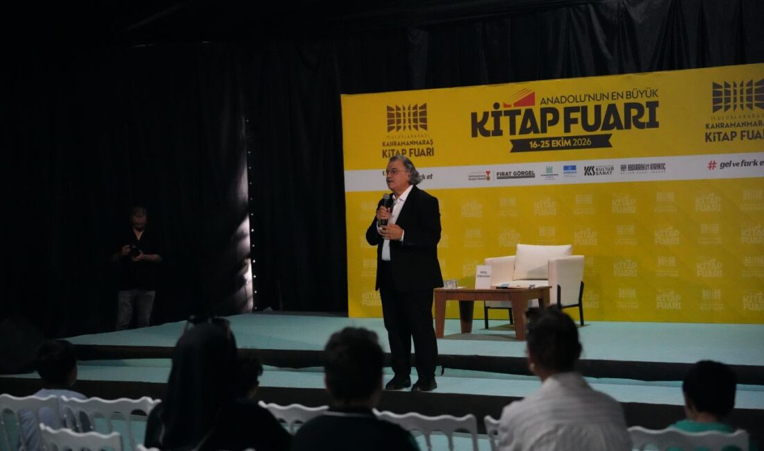 Erol Erdoğan’dan Kitap Fuarı’nda Yazma ve Okuma Üzerine Söyleşi Büyükşehir Belediyesinin düzenlediği 11. Uluslararası Kahramanmaraş Kitap Fuarı’nın onuncu ve