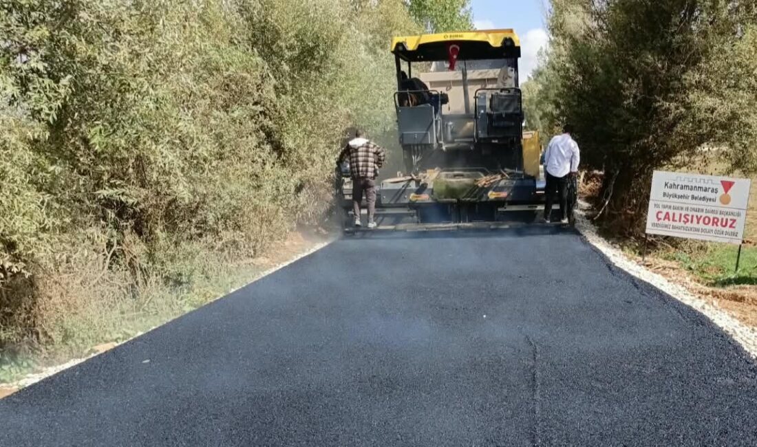 Göksun’un Bir Mahallesine Daha Büyükşehir Dokunuşu Büyükşehir Belediyesi, Göksun ilçesinde Devlettepe Mahalle yolunu yeniliyor. Devlettepe Okulu’na