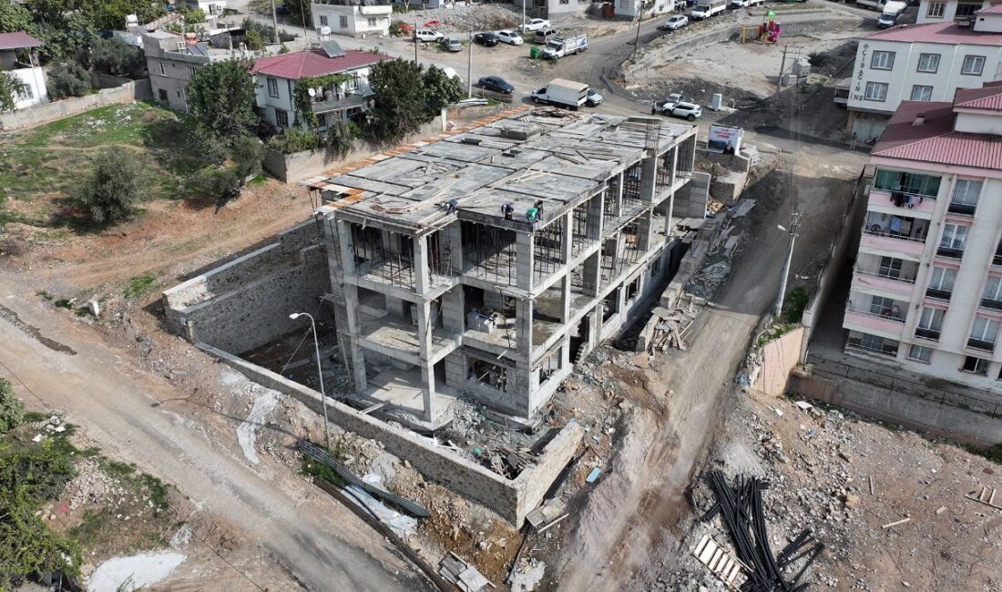 Büyükşehir Belediyesi tarafından yapımına başlanan Piri Reis Çocuk Gündüz Bakımevi’nin